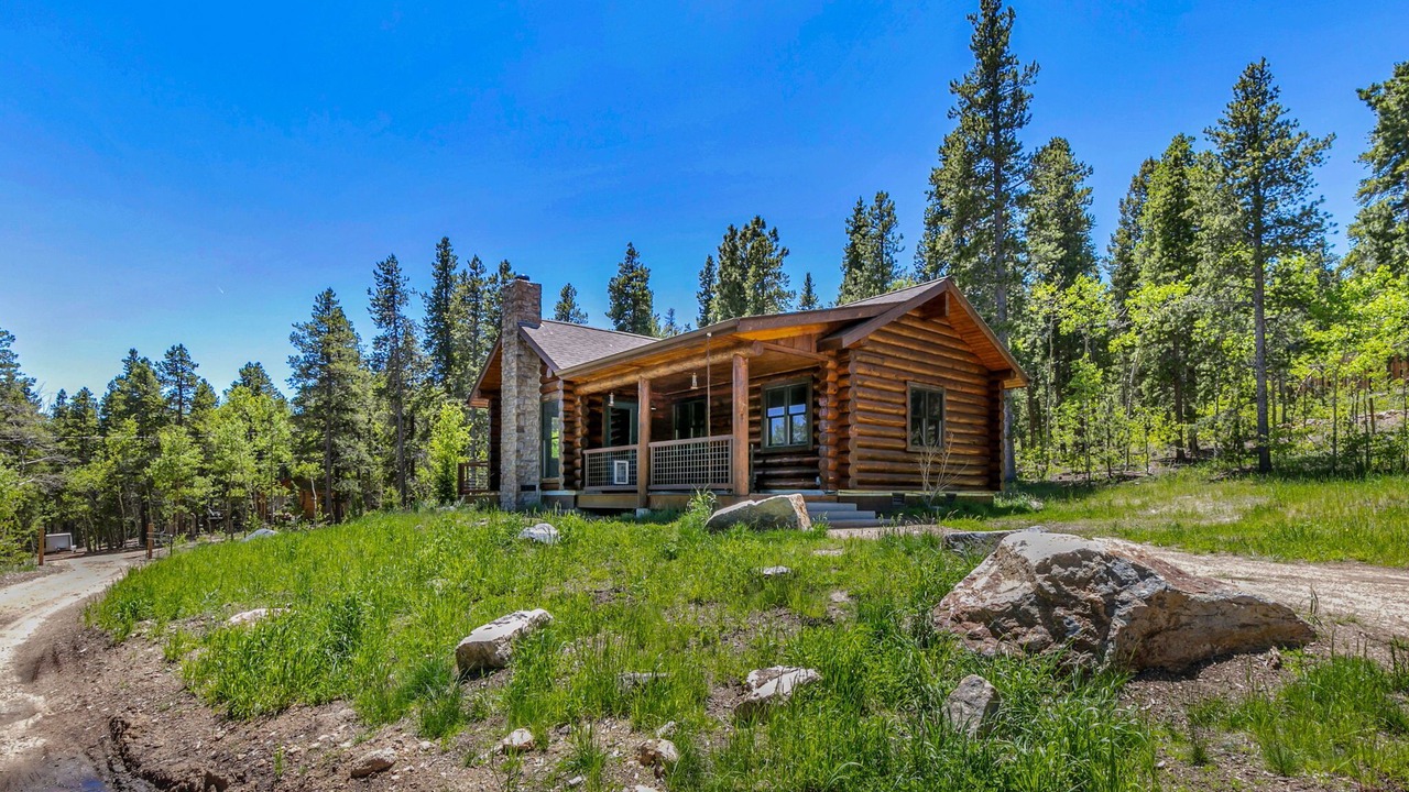 Photo of Outdoor in Black Hawk