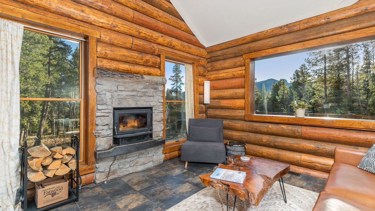 Photo of Livingroom in Black Hawk