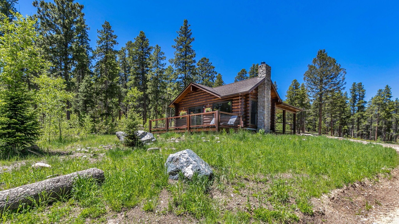 Photo of Outdoor in Black Hawk