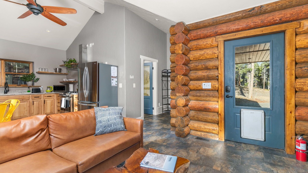 Photo of Livingroom in Black Hawk