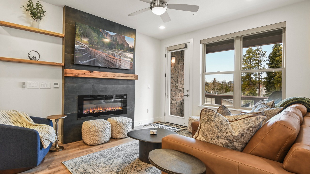 Photo of Livingroom in Rendezvous