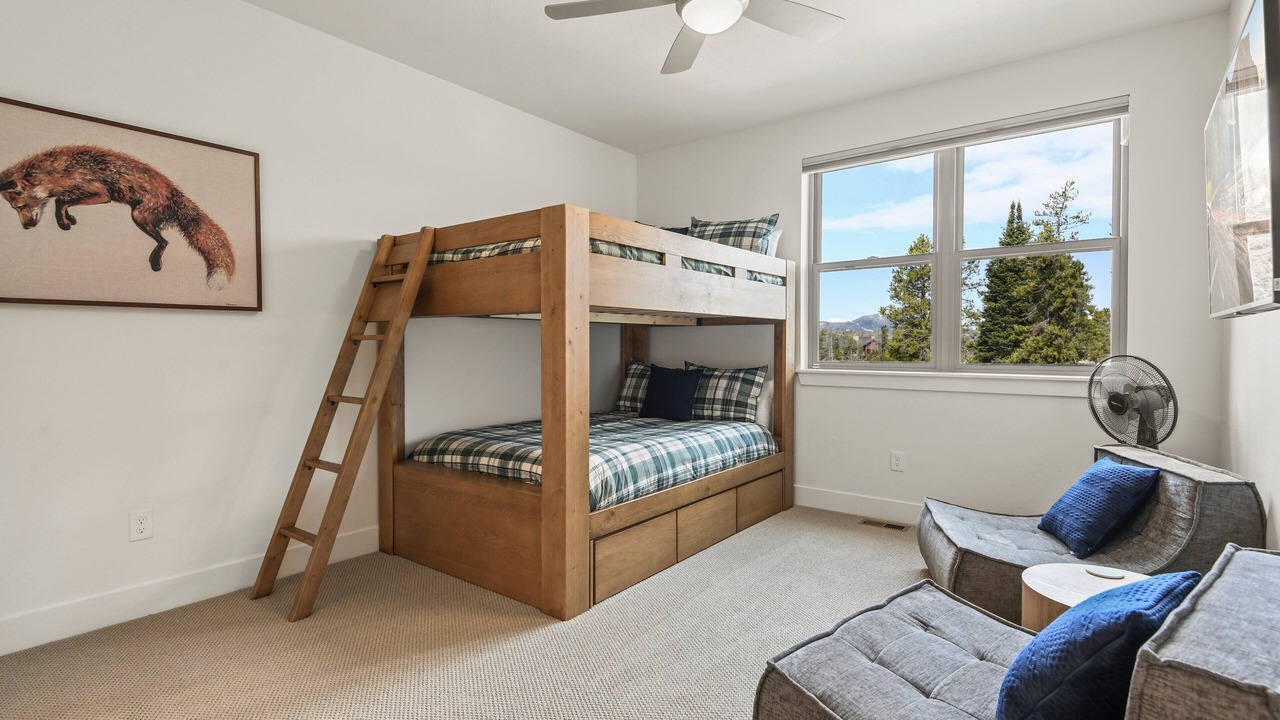 Photo of Bedroom in Rendezvous