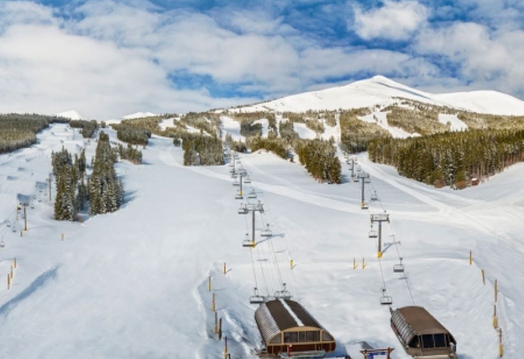 Photo of Others in Peak 8