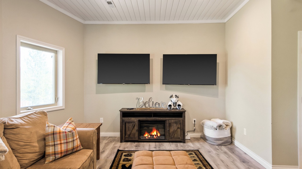 Photo of Livingroom in Grand Lake