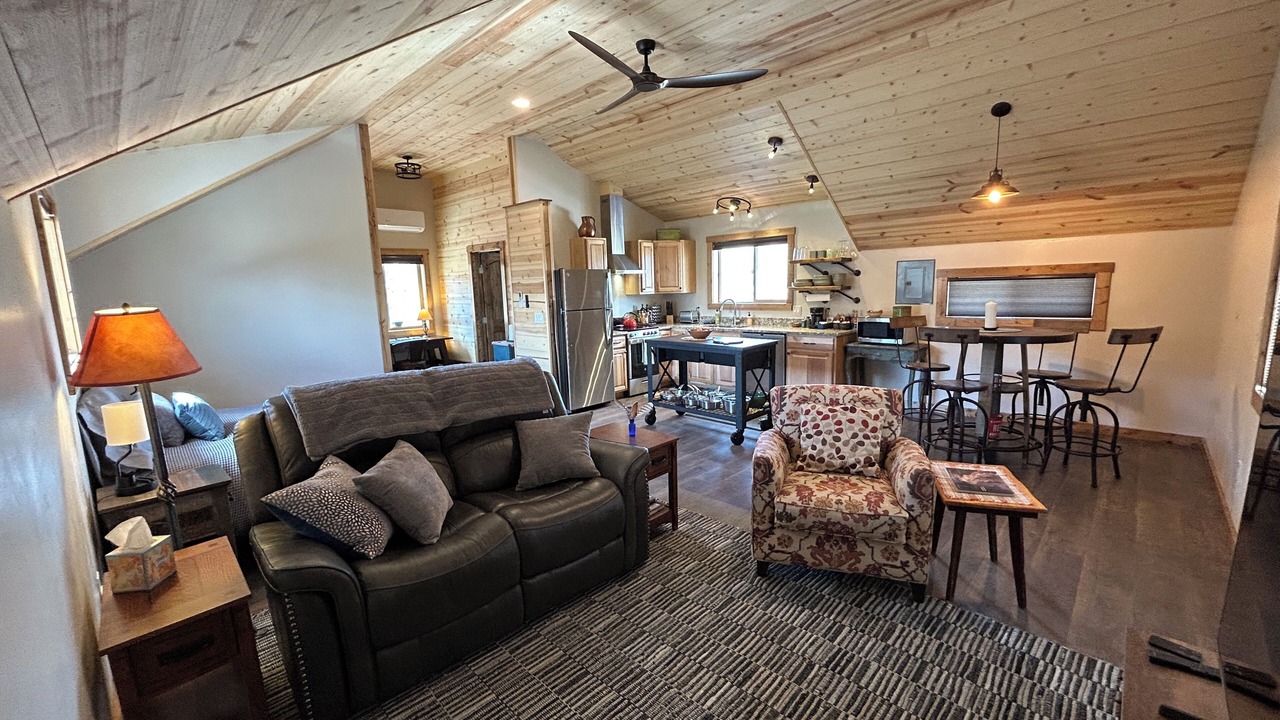 Photo of Livingroom in Hotchkiss