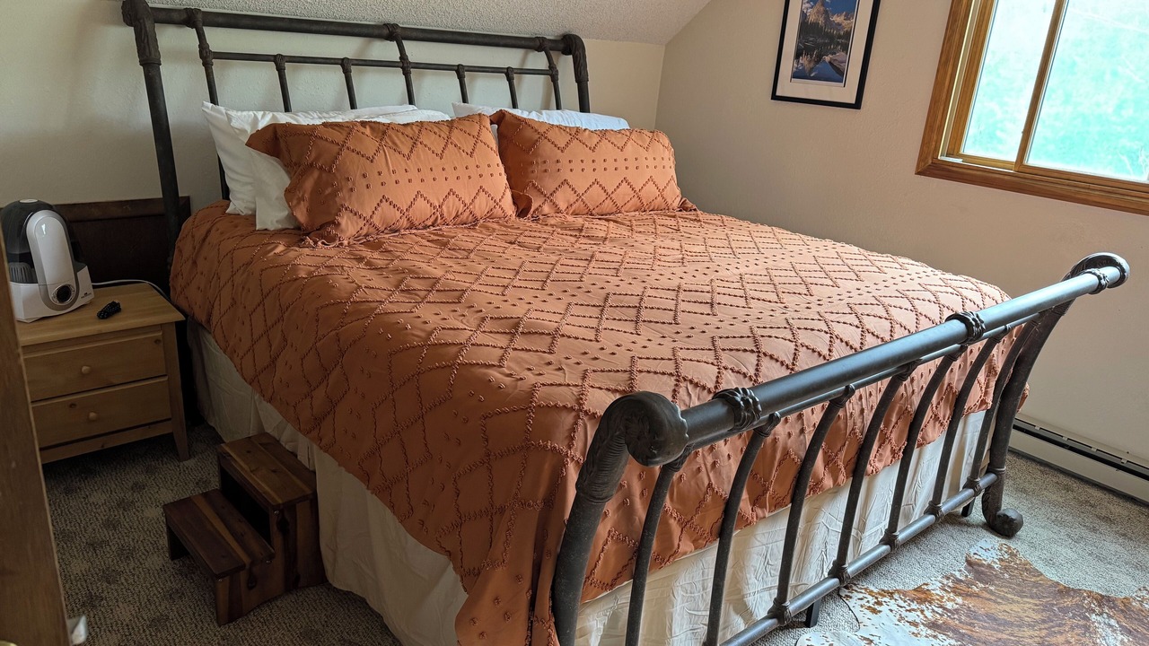 Photo of Bedroom in Grand Lake