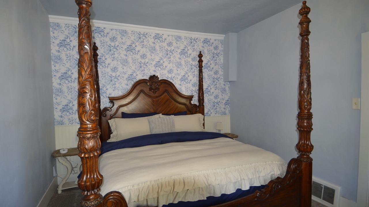 Photo of Bedroom in Silverton