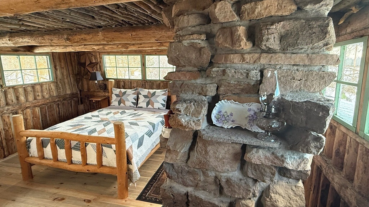 Photo of Bedroom in Mancos