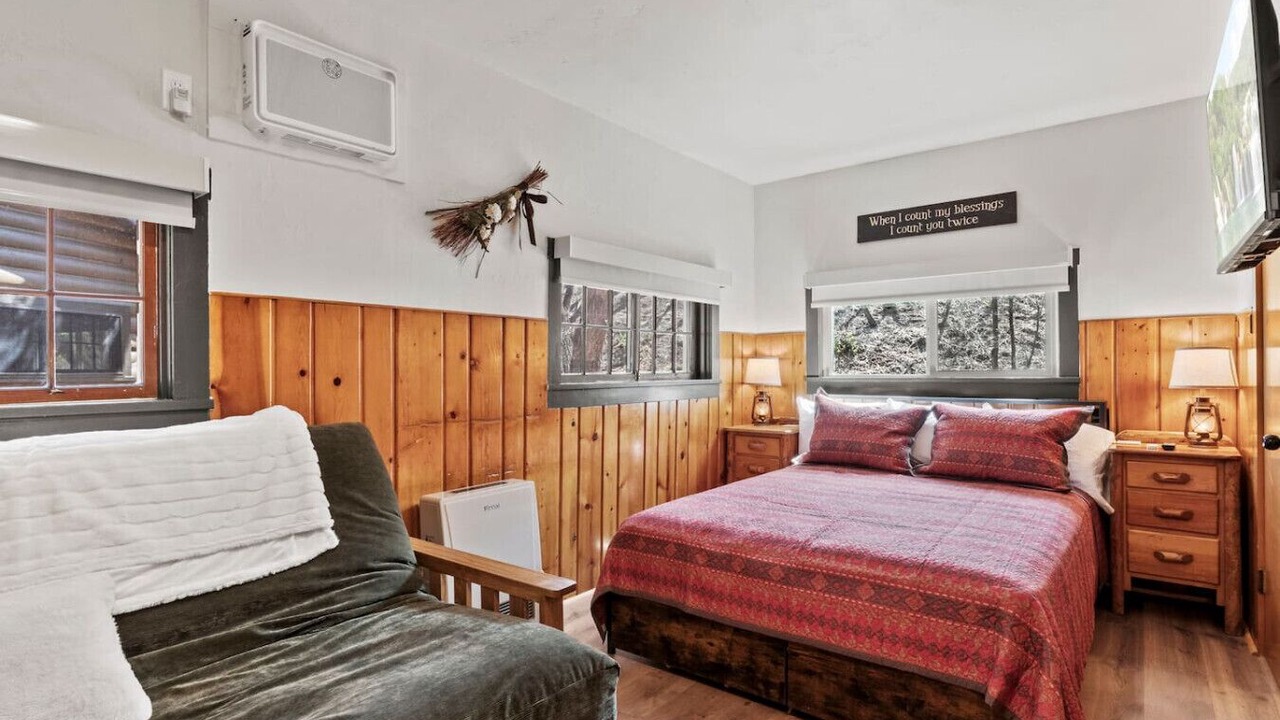 Photo of Bedroom in Colorado Springs