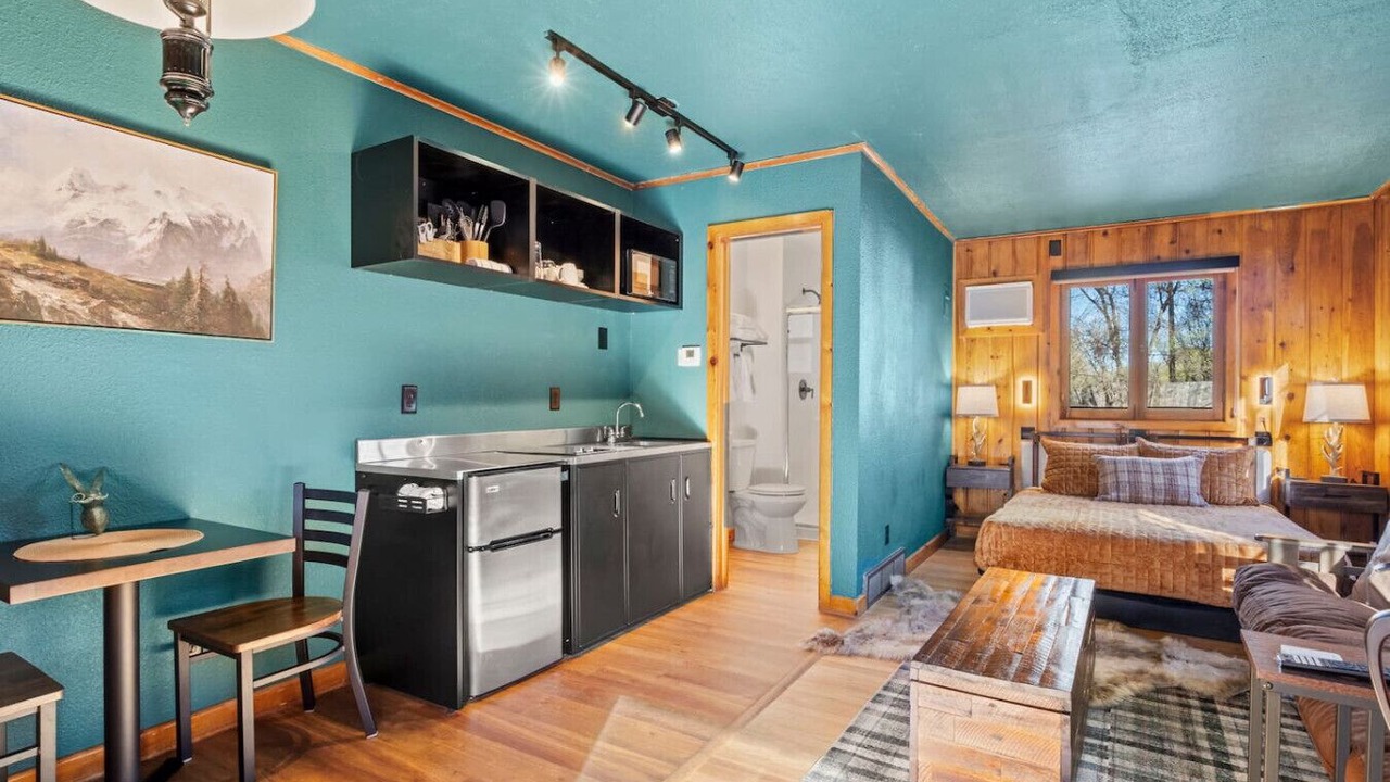Photo of Bedroom in Colorado Springs