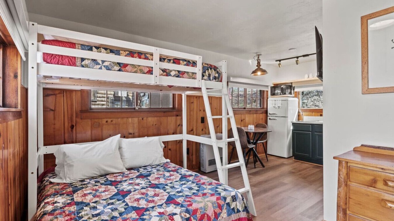 Photo of Bedroom in Colorado Springs