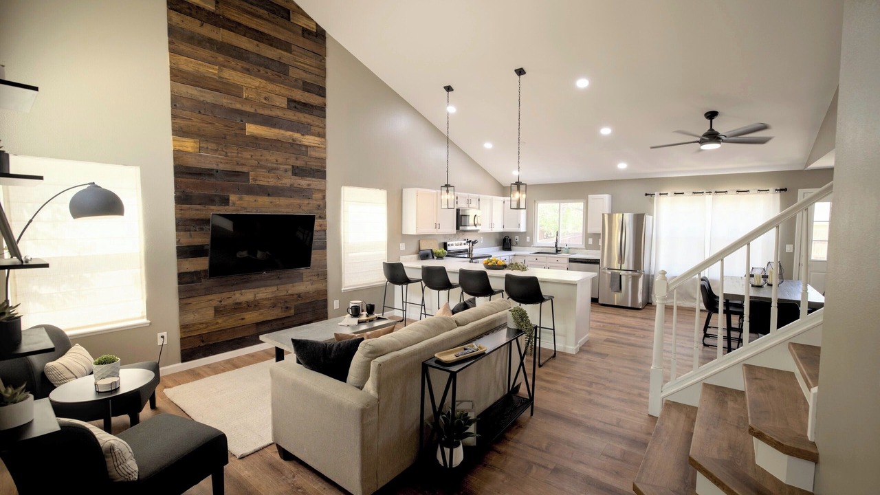 Photo of Livingroom in Northeast Colorado Springs