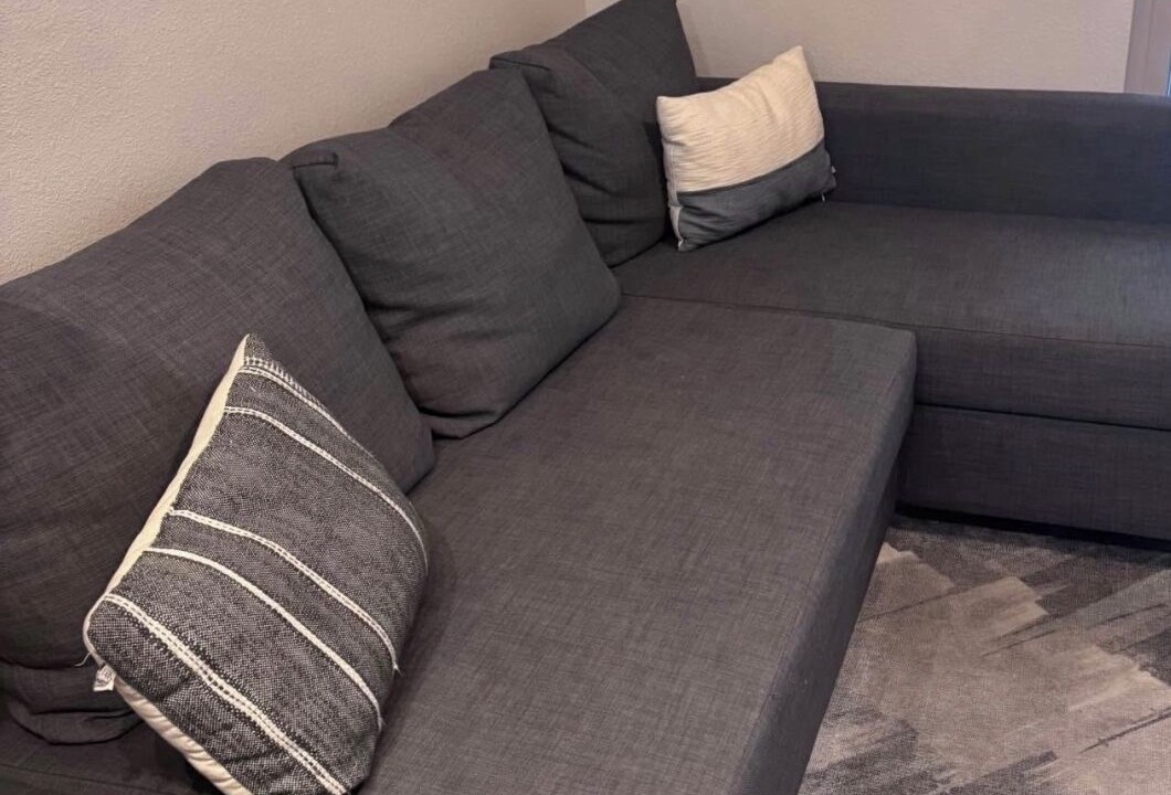 Photo of Livingroom in Kittredge
