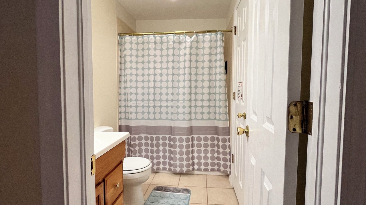 Photo of Bathroom in Monument