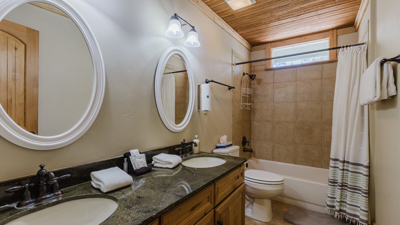Photo of Bathroom in Pagosa Springs