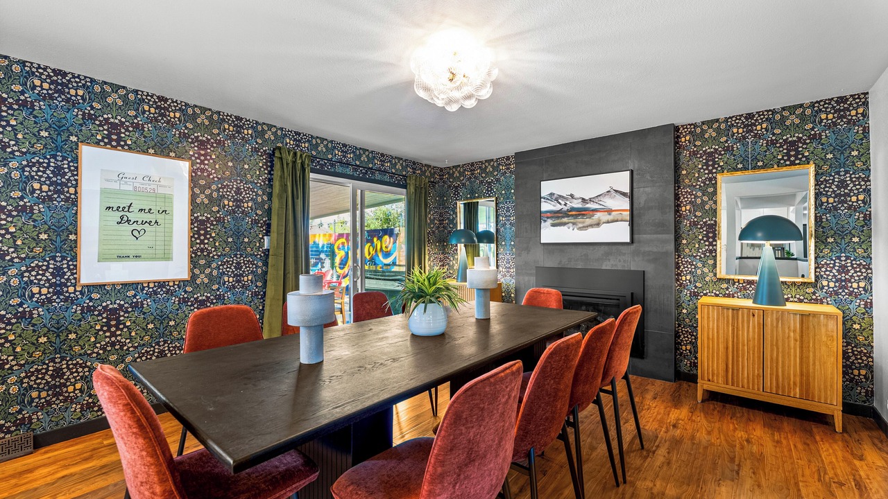 Photo of Livingroom in Castlewood