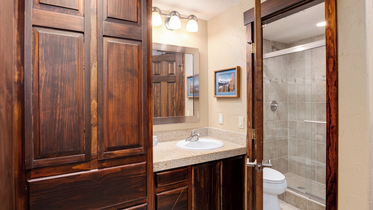 Photo of Bathroom in Warrior's Mark