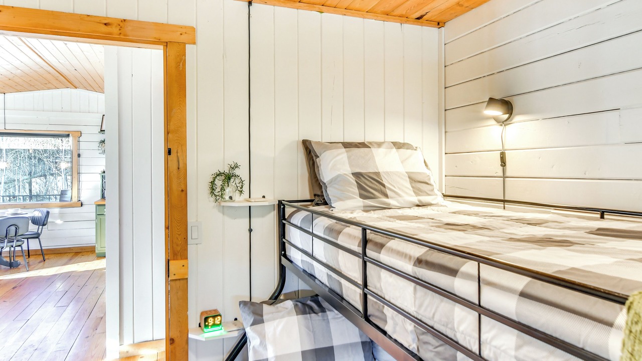 Photo of Bedroom in Bailey
