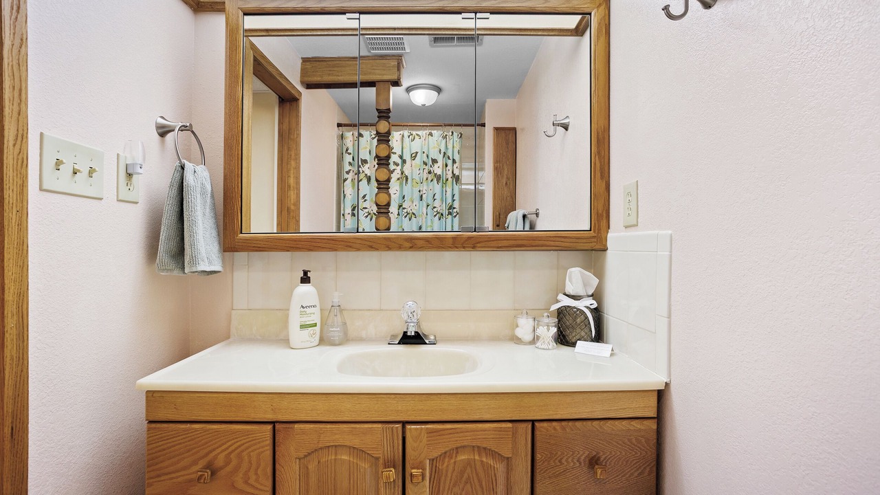 Photo of Bathroom in North Central Westminster