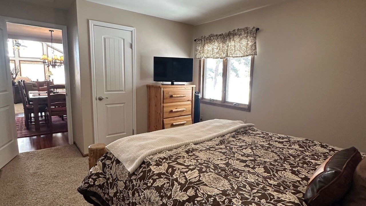 Photo of Bedroom in Grand Lake