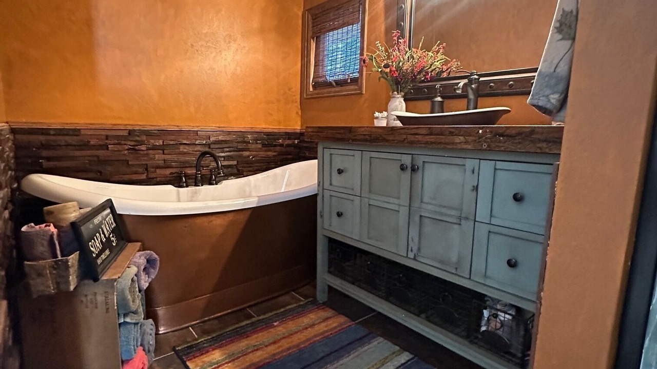 Photo of Bathroom in Grand Lake