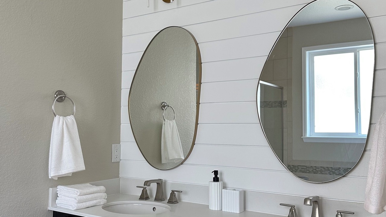 Photo of Bathroom in Commerce City