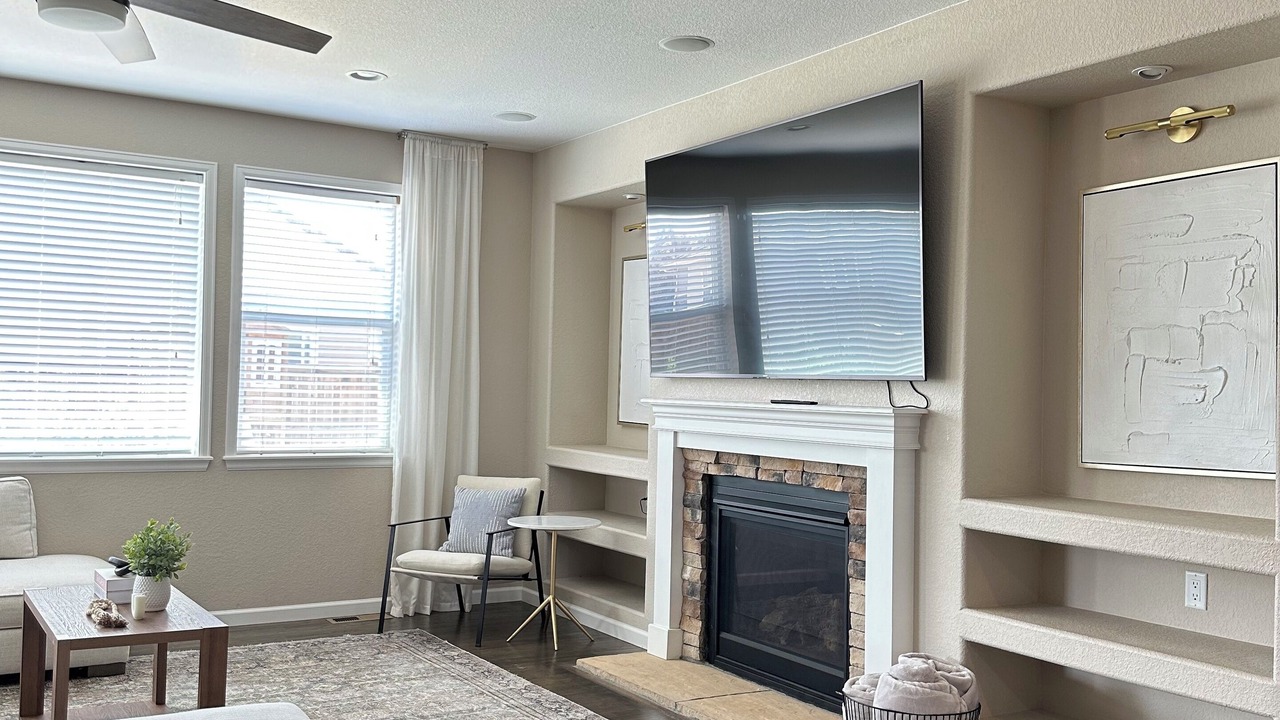 Photo of Livingroom in Commerce City