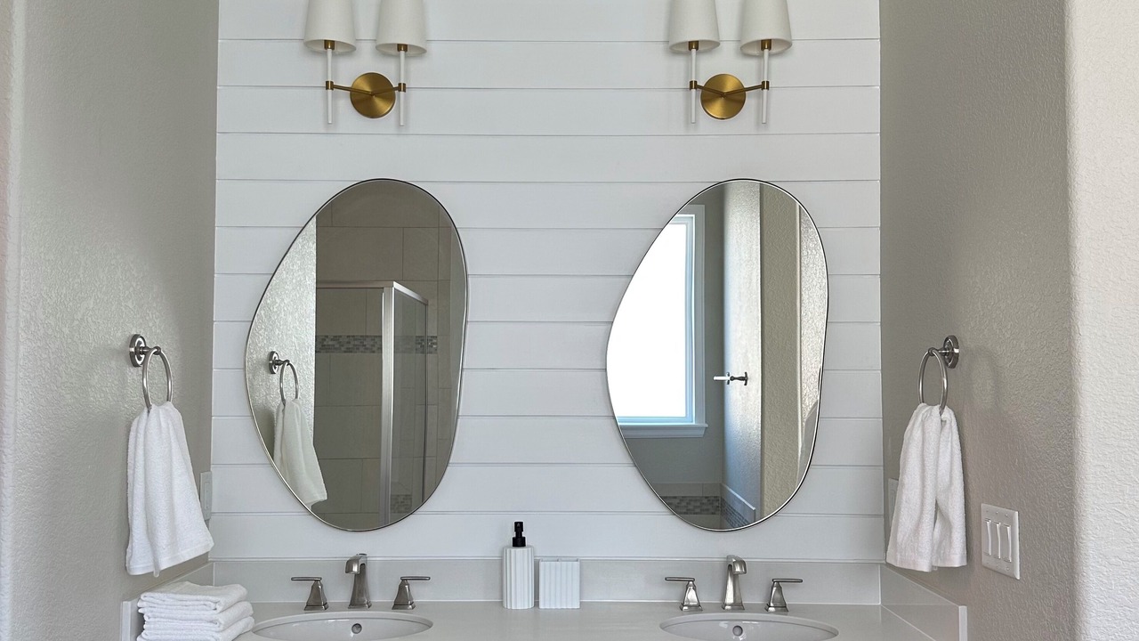 Photo of Bathroom in Commerce City