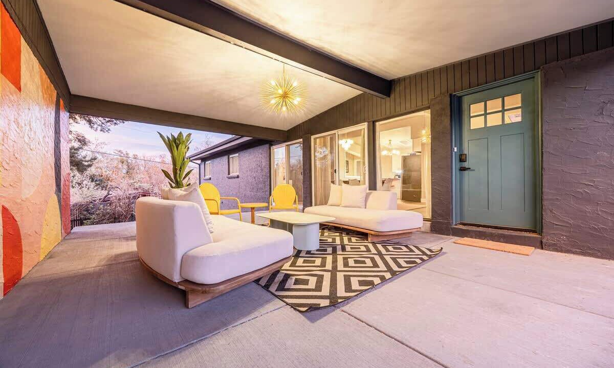 Photo of Patio Balcony in Applewood Villages