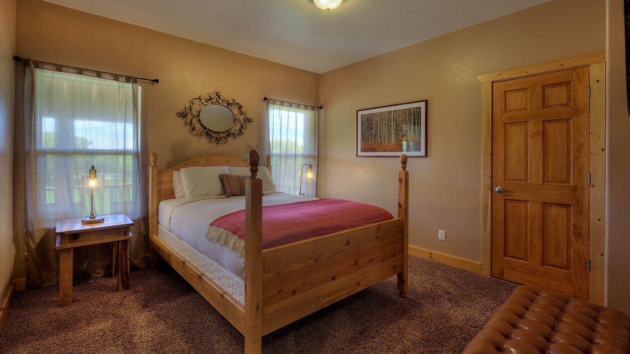 Photo of Bedroom in La Sal