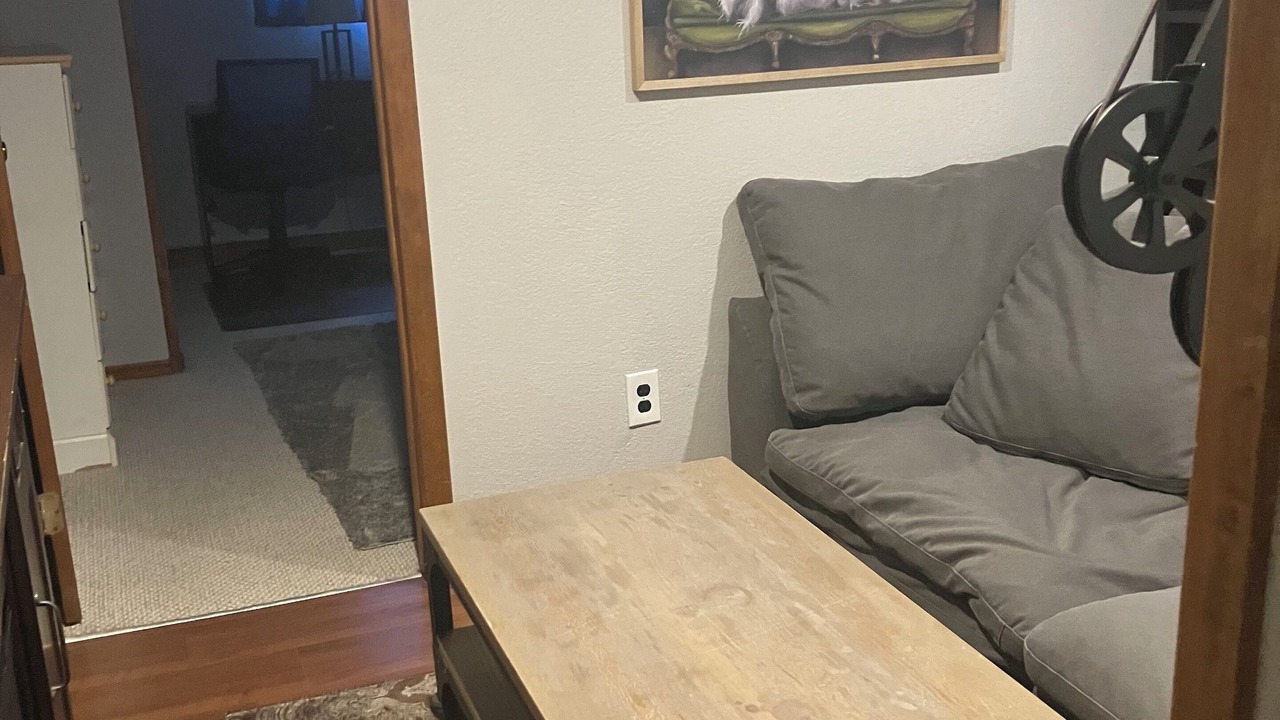 Photo of Livingroom in South Westminster