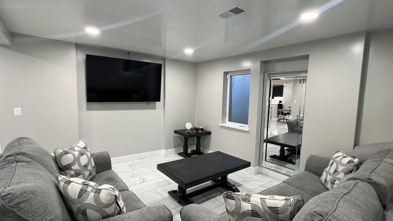 Photo of Livingroom in East Gate
