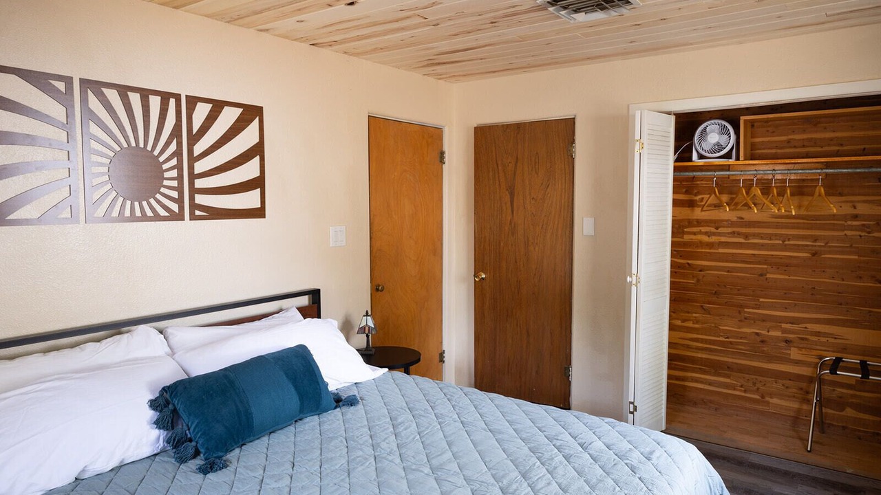 Photo of Bedroom in Aztec