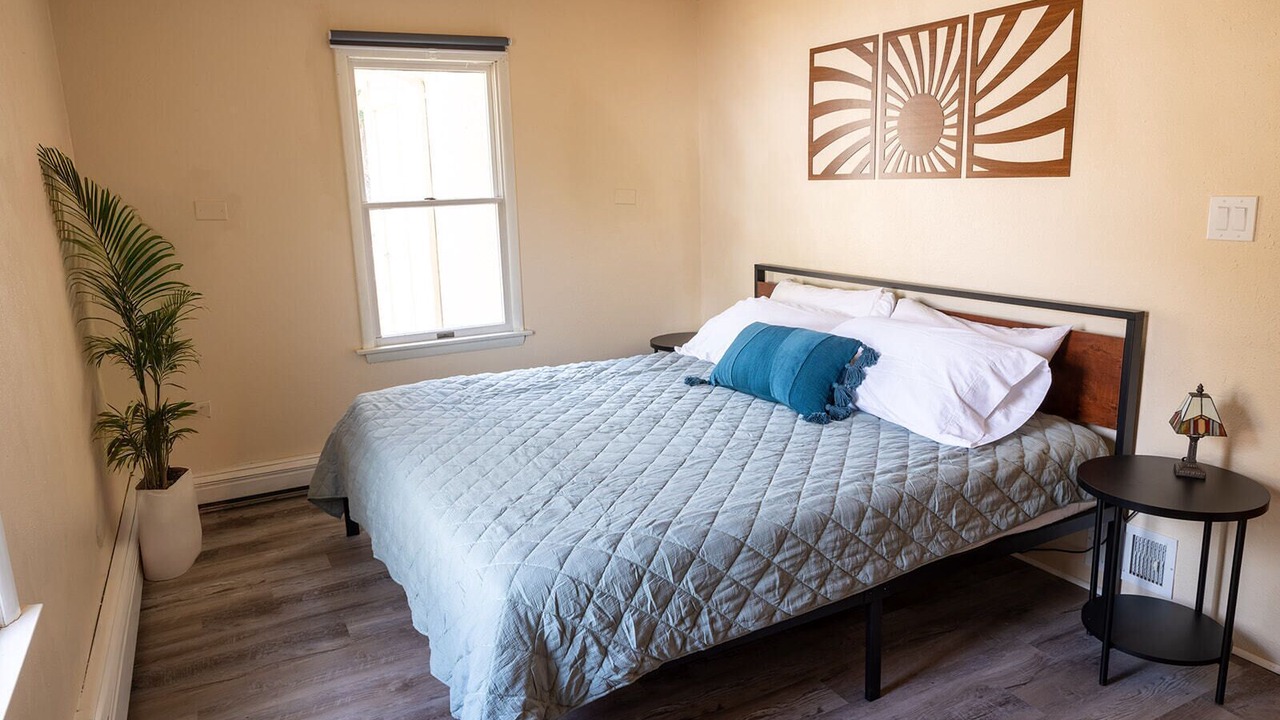 Photo of Bedroom in Aztec