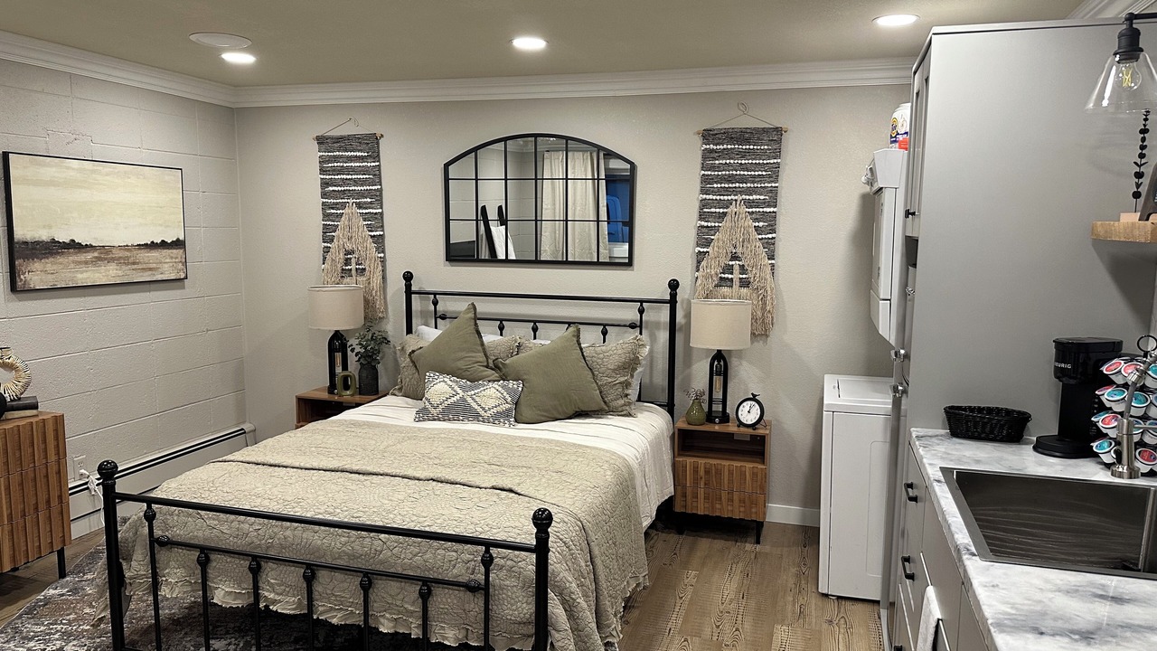 Photo of Bedroom in Delta
