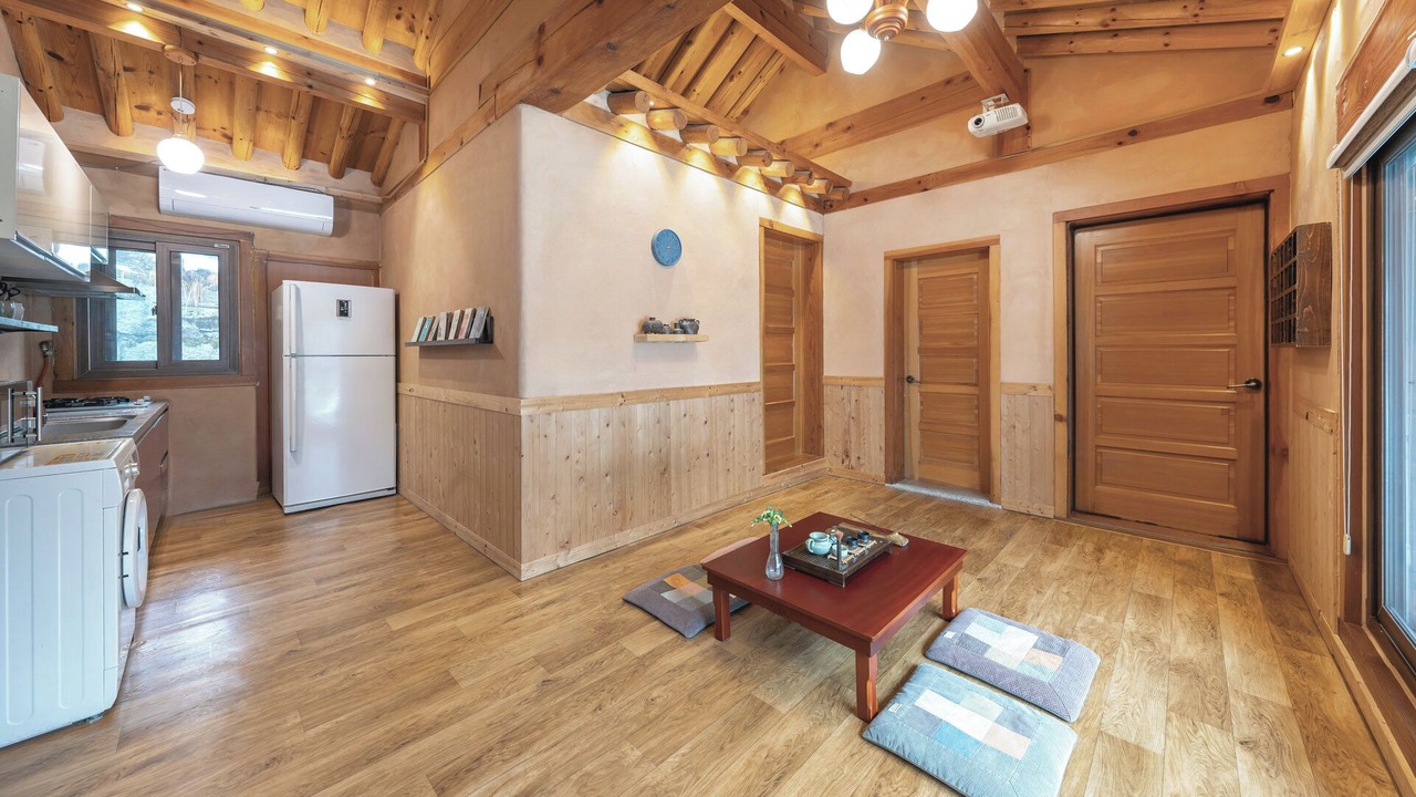 Photo of Bedroom in Seojong
