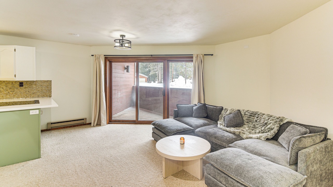 Photo of Livingroom in Old Town