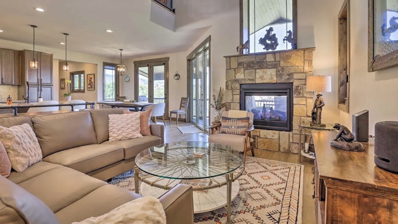 Photo of Livingroom in Granby