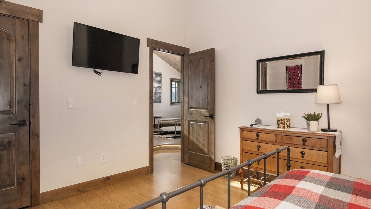 Photo of Bedroom in Granby