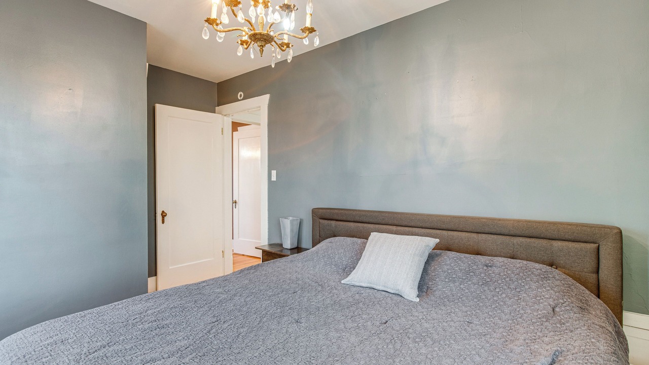 Photo of Bedroom in Englewood