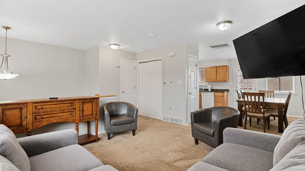 Photo of Livingroom in Allendale Area