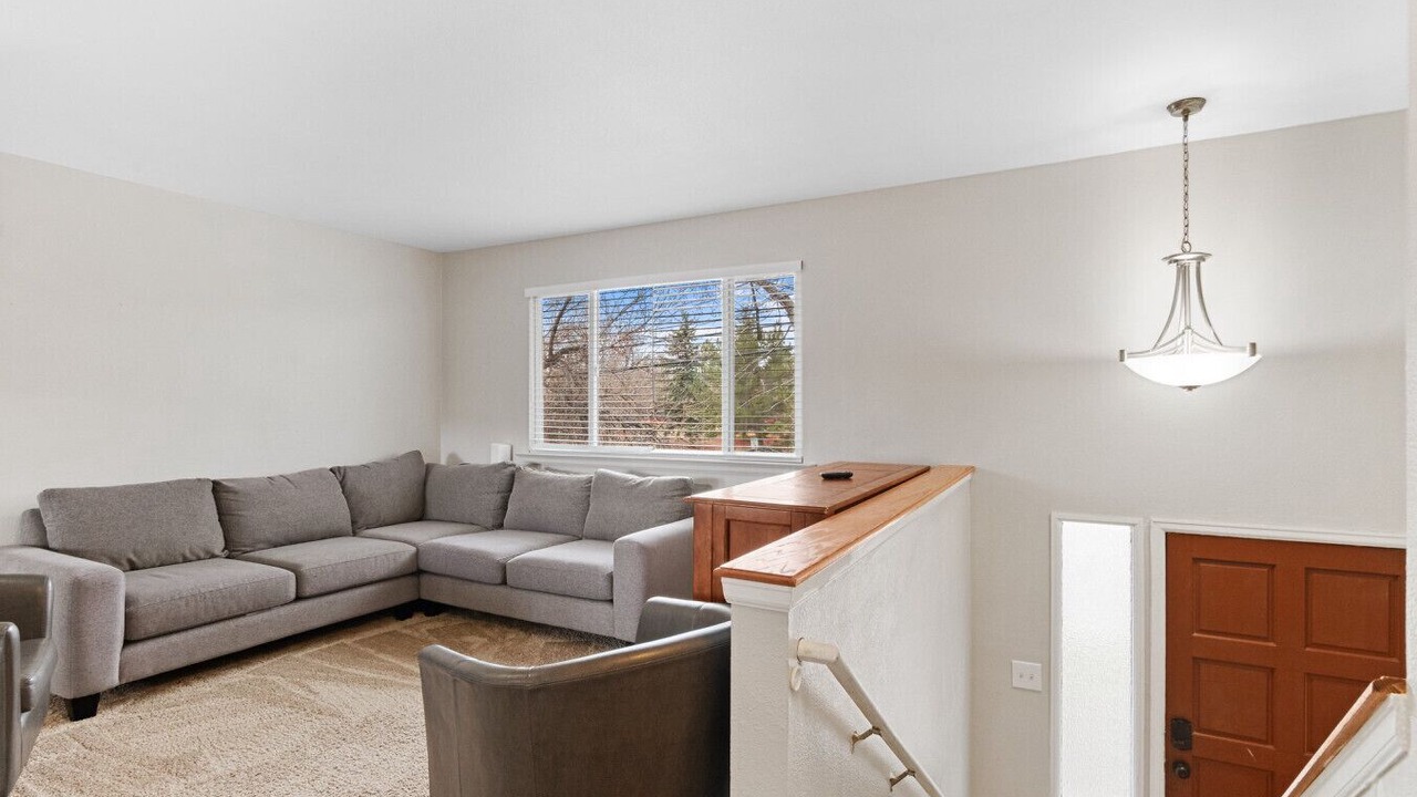 Photo of Livingroom in Allendale Area