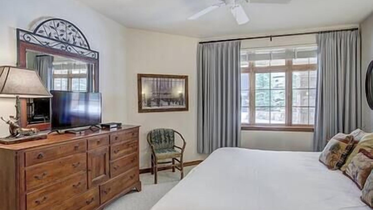 Photo of Bedroom in Beaver Creek