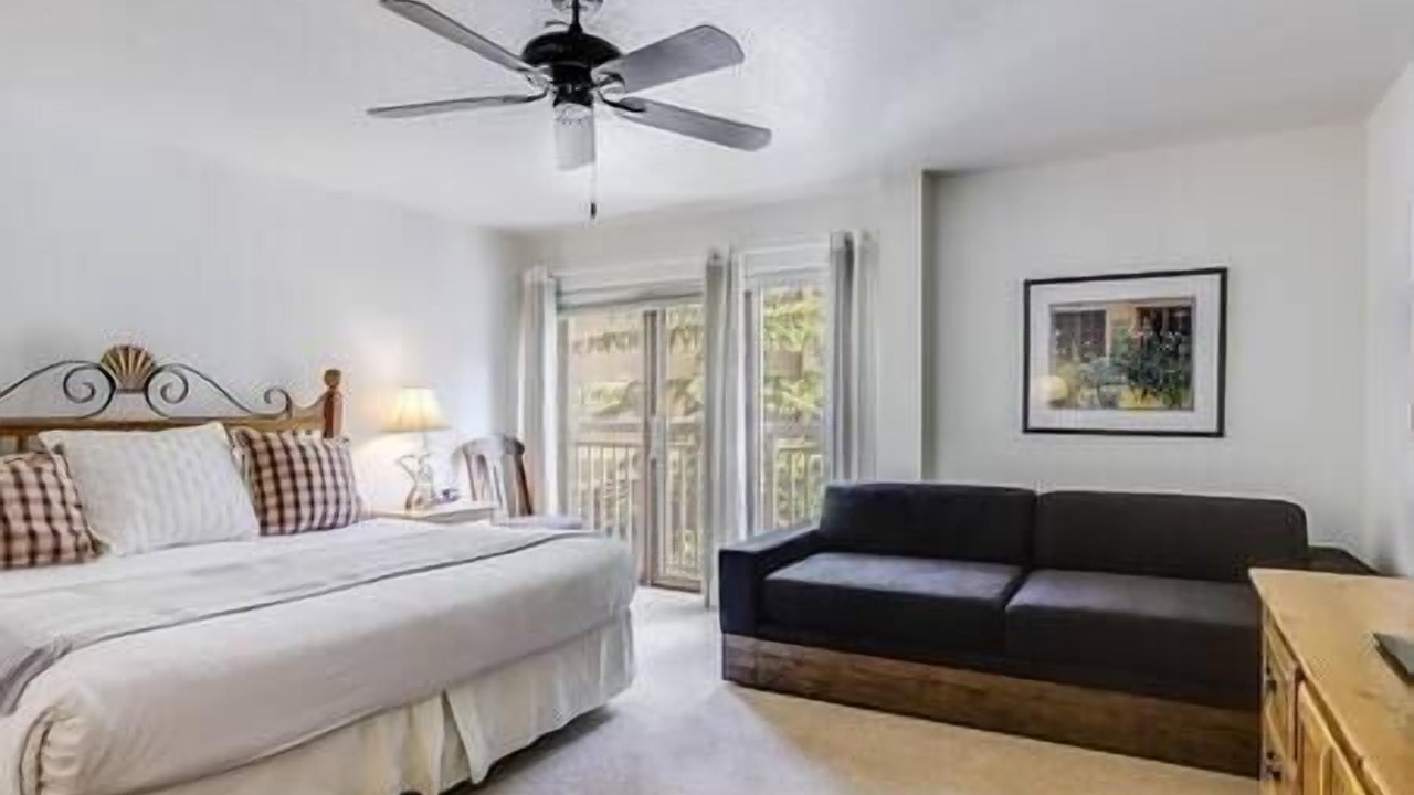 Photo of Livingroom in Beaver Creek