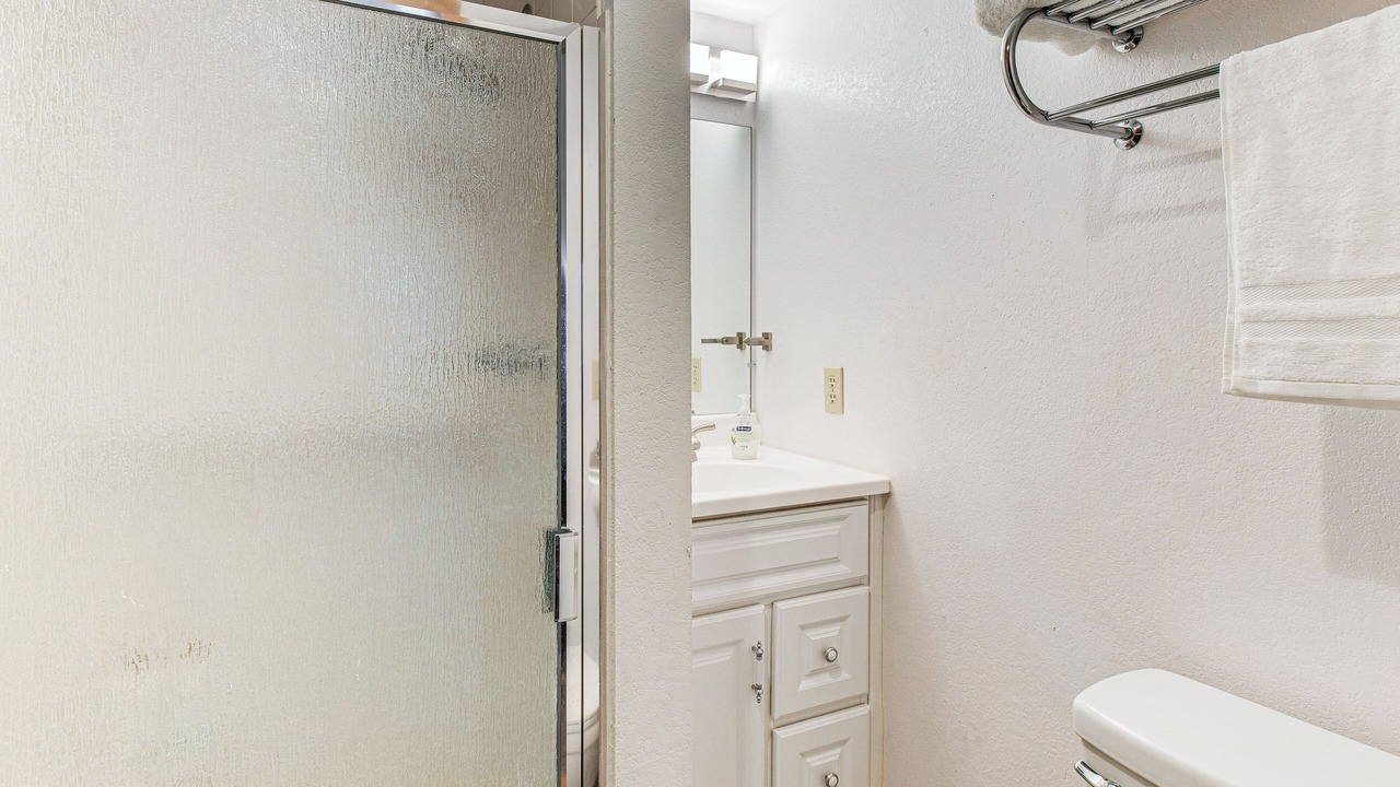 Photo of Bathroom in Fraser