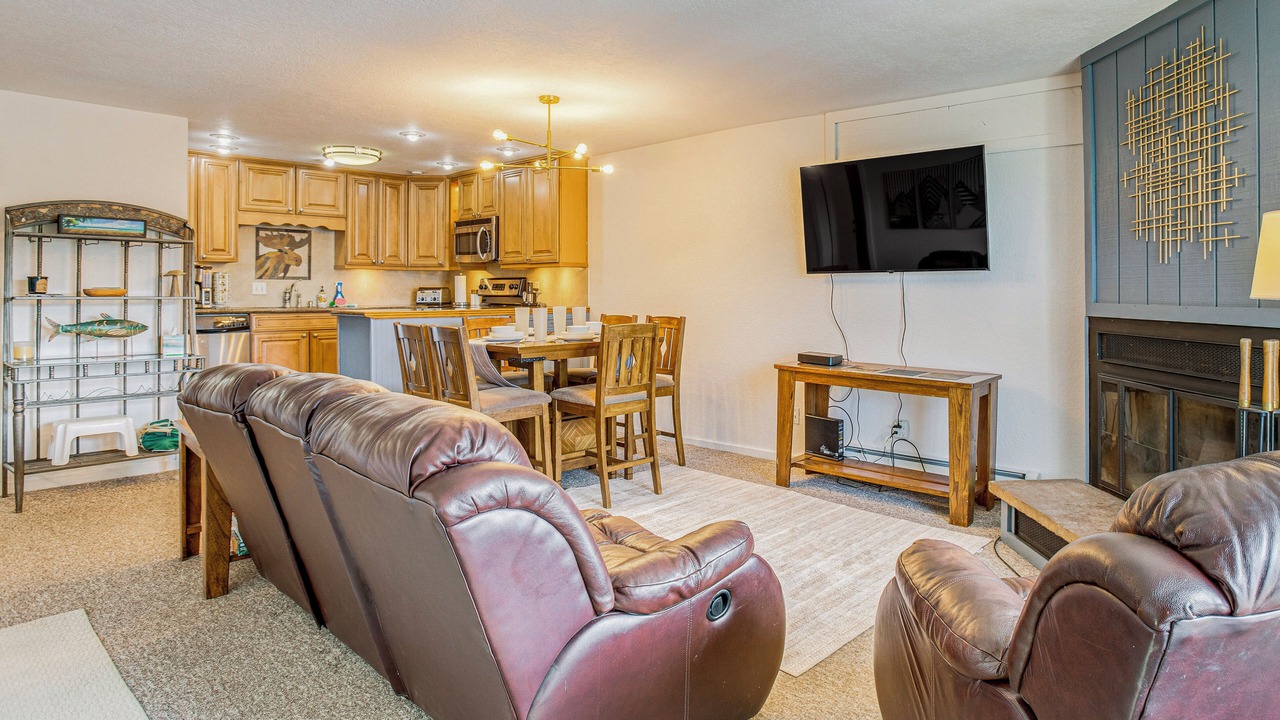 Photo of Livingroom in Fraser