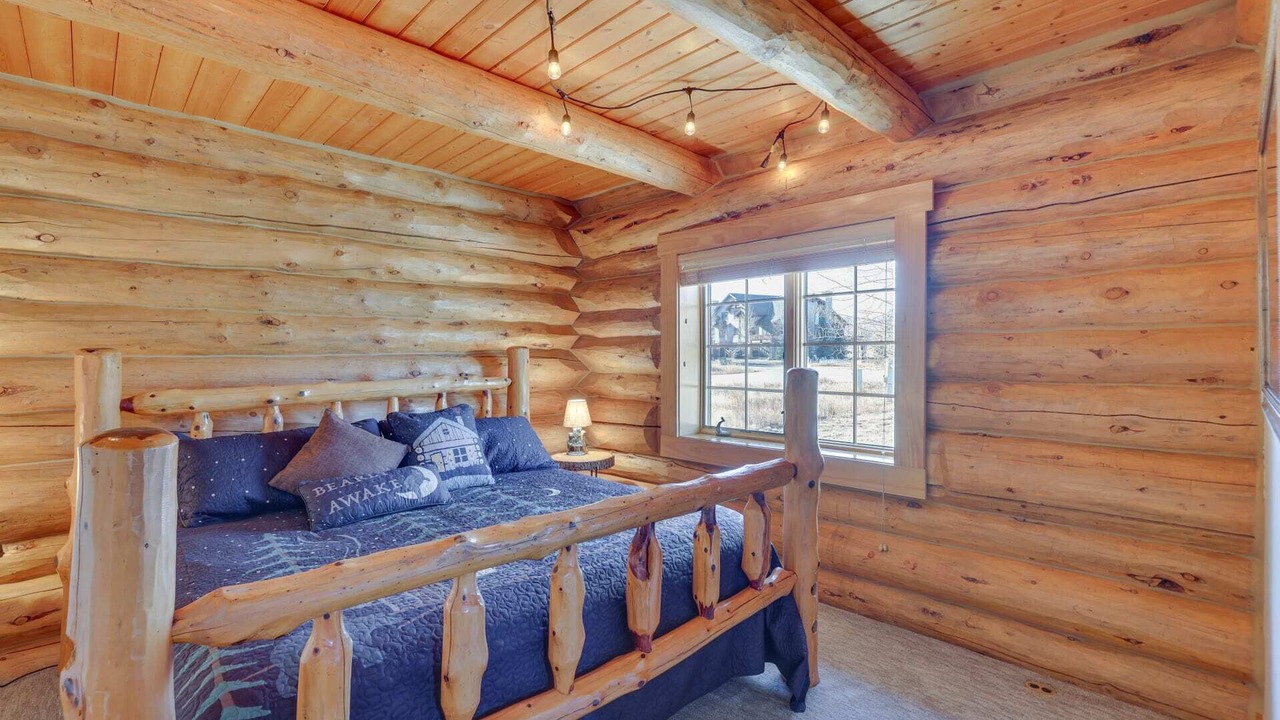Photo of Bedroom in Granby