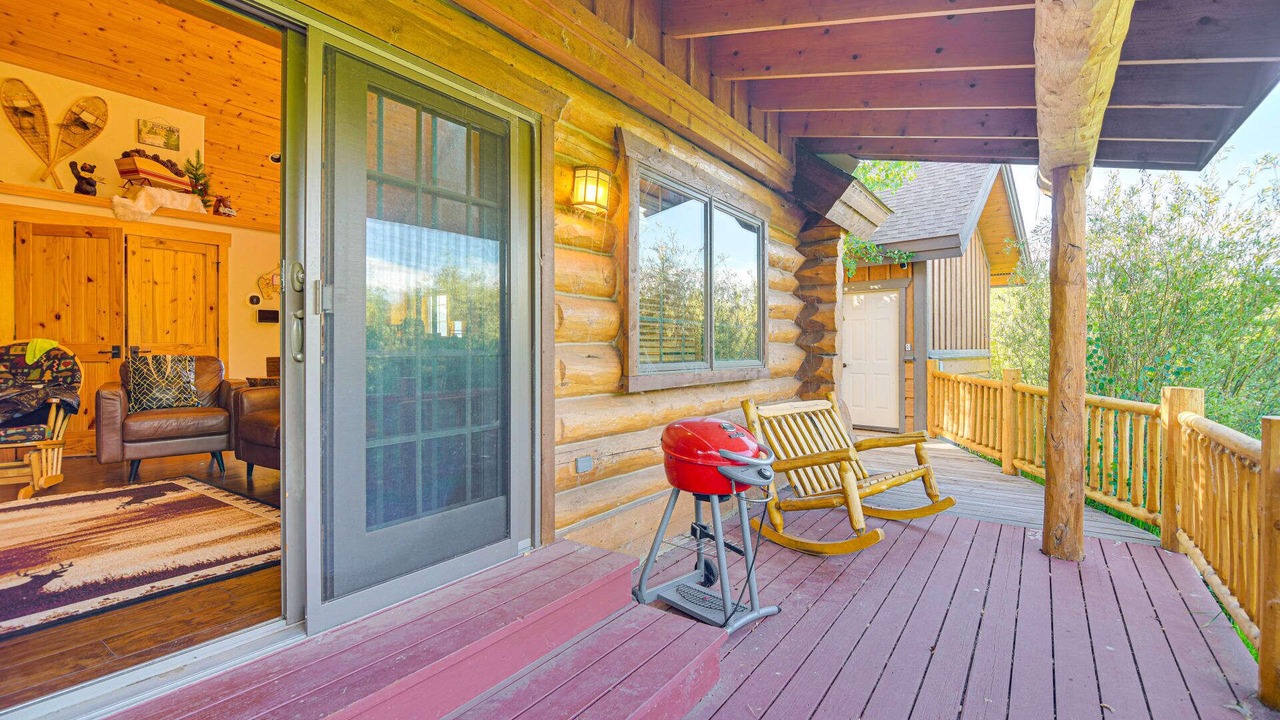 Photo of Patio Balcony in Granby