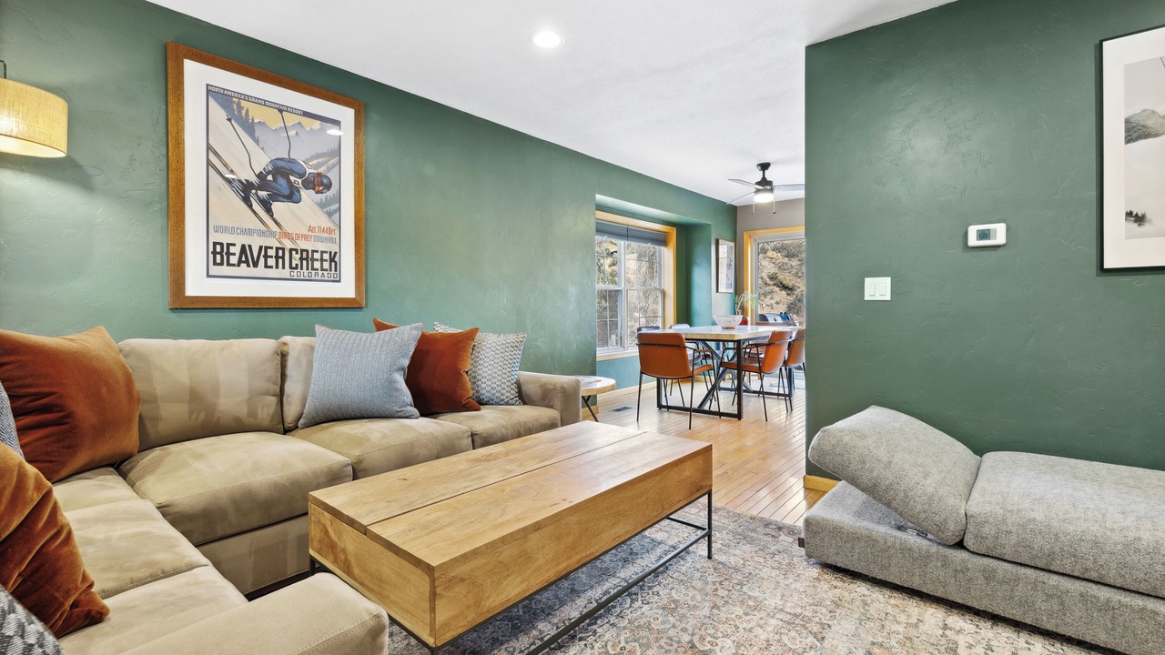 Photo of Livingroom in Gypsum