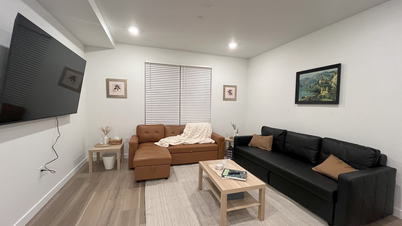 Photo of Livingroom in Erie